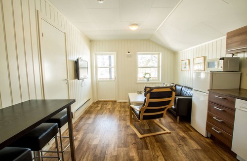Gjovik Hotel | Sveastranda Camping