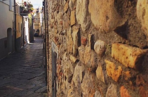 Troia Bed & Breakfast | Svegliarsi nei Borghi - La Patronale