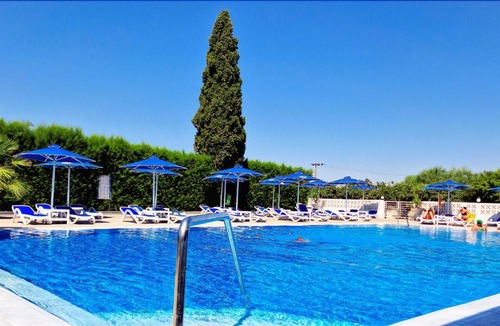 Oroklini Hotel | Sveltos Hotel