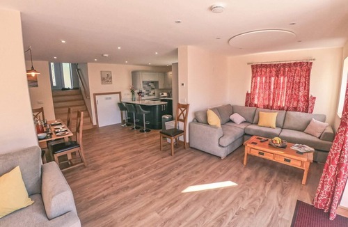 Honiton Cabin | Swallows Dip, Honiton
