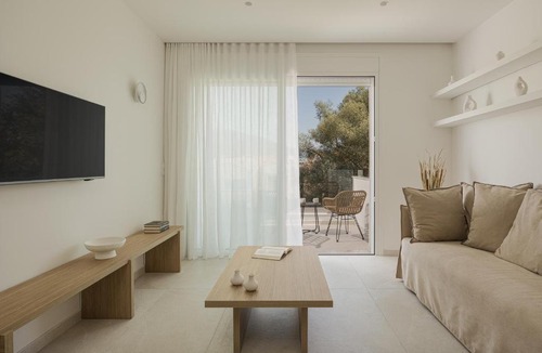 Ioannina Apartment | Swan Lake