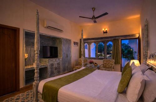 Lake Swaroop Sagar Hotel | Swaroop Vilas - Lake Facing Boutique Hotel