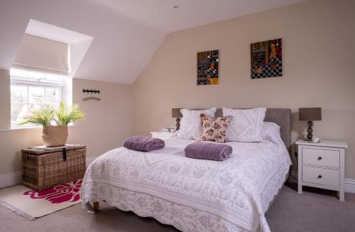 Sway House | Sway Corner