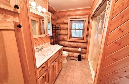 Fifield Cabin | Sweeney Lake Lodge - Private!