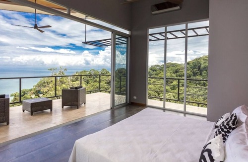 Dominical House | Sweeping Ocean Views with One-of-a-kind Luxury Experience