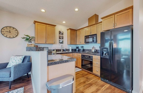 Oceanside House | Sweeping ocean view home with fireplace grill and foosball table dog friendly