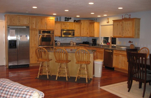Bayshore House | Sweeping ocean views on two levels, spacious oceanfront house! Fiber Internet.