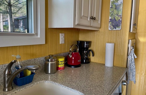 Cooperstown Cottage | Sweet 1 Bedroom Bungalow - Otsego Lake