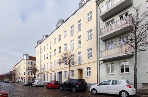 Rummelsburg Apartment | Sweet Central Tiny Apartment for 4 People