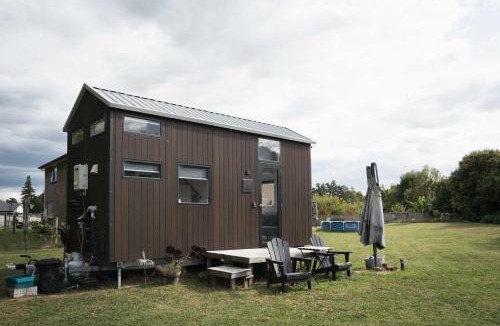 Tamahere House | Sweet Hart 1 by Tiny Away