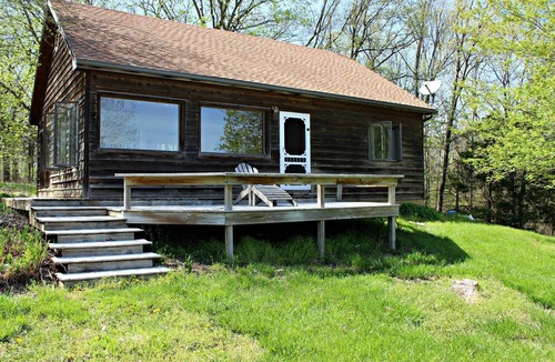Columbia House | Sweet Hills Farm Guesthouse: A Rural Retreat Minutes from Town
