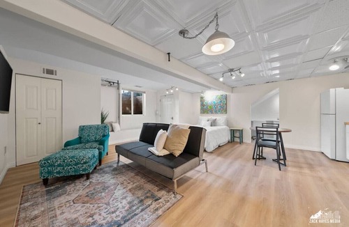 South Addition Condo | Sweet Little Studio!