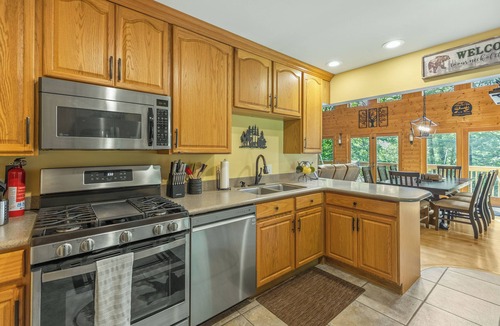 Cullowhee House | Sweet Mountain Dreams - 3BR: Mountain Retreat w/Lake Glenville Views, Firepit