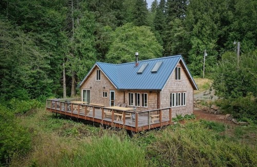 Cloverdale Cabin | Sweet Root Hollow - 12 Private Acres on Farmer Creek