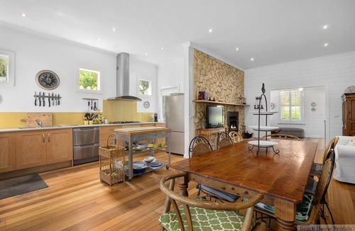 Sorrento House | SWEET ROSE COTTAGE, WALK TO SORRENTO BEACH FORESHORE, SUPERB LOCATION!