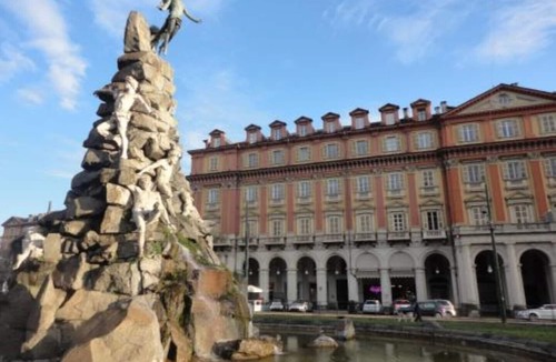 Turin Apartment | Sweet Statute 9