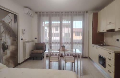 Cassina de' Pecchi Apartment | SWEET STAY - Terrazza, WiFi, Metro vicinanze, Garage & Bikes - su richiesta