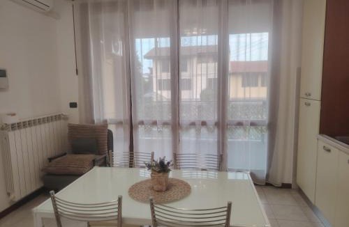 Cassina de' Pecchi Apartment | SWEET STAY - Terrazza, WiFi, Metro vicinanze, Garage & Bikes - su richiesta