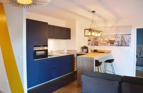 Chantiers Apartment | SweetHomeVersailles 10mn walk from Palace
