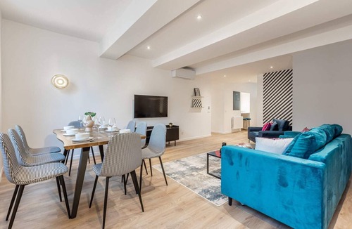Bercy Apartment | Sweett | Bastille II
