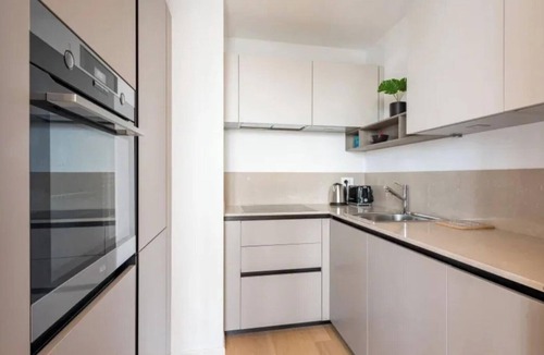 San Babila Apartment | Sweett | Central tower I