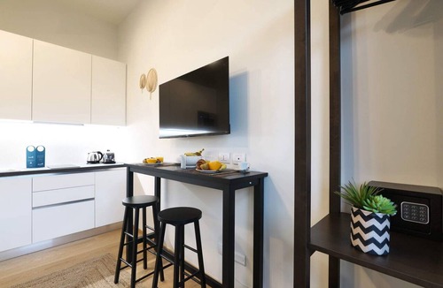 Milan Centre Apartment | Sweett | Classy Duomo IX