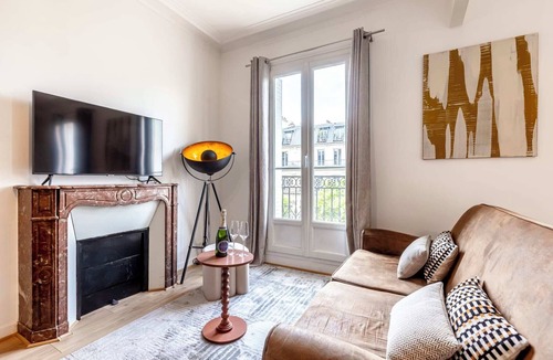 Saint-Germain-des-Pres Apartment | Sweett | Saint Germain V