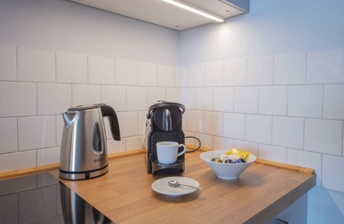 Milan Centre Apartment | Sweett | Torre Velasca VII
