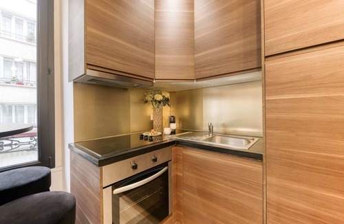 Ternes Apartment | Sweett | Troyon - Three Bedroom Apartment, Sleeps 6