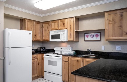 North Park City Hotel | Sweetwater Lift Lodge