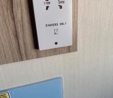 Glasgow Apartment | Swift 3-Bedroom Caravan Located in Uddingston, Glasgow at Maryville Caravan Site
