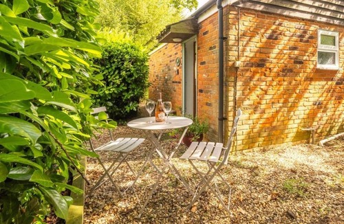 Rackheath Apartment | Swift Host - Studio - The Nook - Garden - Parking