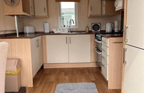 Bailleston House | Swift Moselle 2-Bed Caravan Uddingston Glasgow