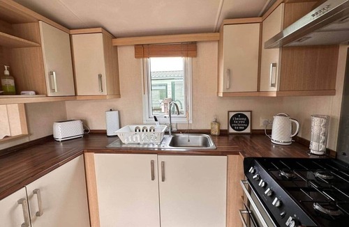Bailleston House | Swift Moselle 2-Bed Caravan Uddingston Glasgow