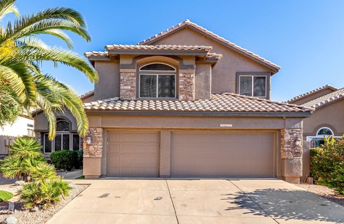 Foothills House | Swim-Putt-Play! 5-BRs of Family Fun | Heated Pool | Pool Table | Foosball | More