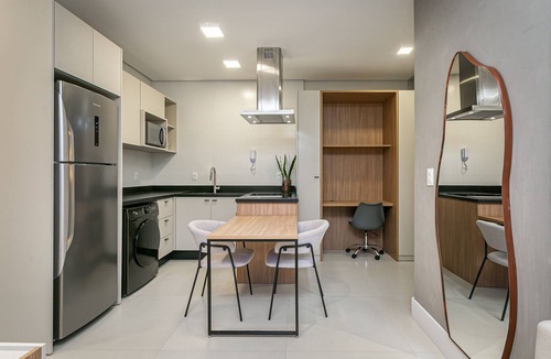 Santo Antonio de Lisboa Apartment | Swimming Pool with Sea View | WI-FI 400mb #SAL02