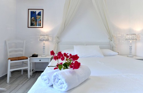 Naousa Hotel | Swiss Home