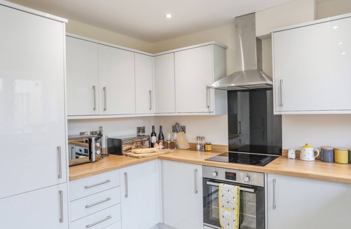 Holyhead House | SWN Y NANT, pet friendly, character holiday cottage in Holyhead