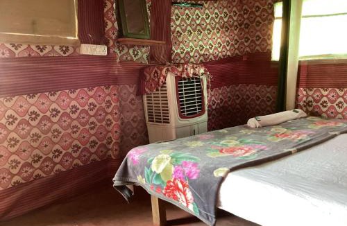 Arambol Hotel | Sydney X Huts