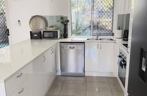 Mango Hill House | Syldah Stay Mango Hills