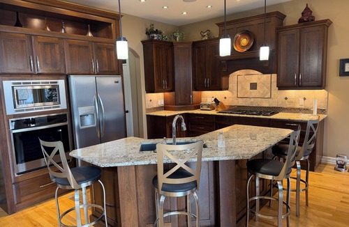 Markerville House | Sylvan Lake Executive Home, 5 minute walk to Beach