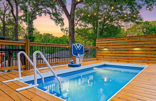 Sylvan Hills House | Sylvans Escape - Pool, Hot Tub, Games, Sleeps 12, 10mins from World Cup Stadium