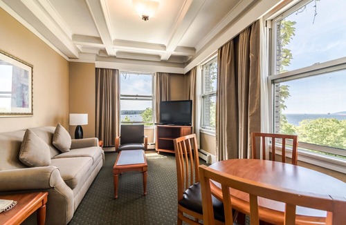 West End Hotel | Sylvia Hotel