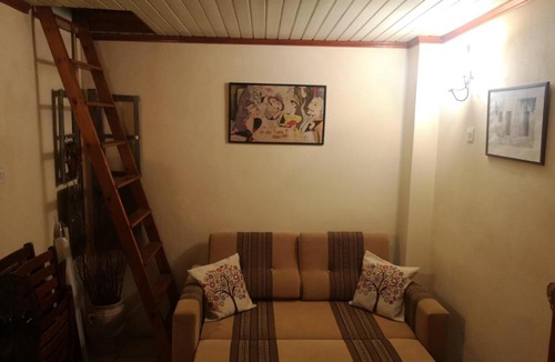 Pedi Apartment | Symi George House