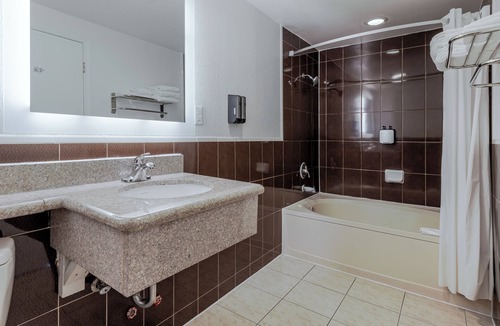 Hayes Valley Hotel | Symphony Inn