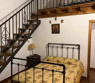 Cabezas Bajas House | Tía Clotilde es una casa grande ideal para familias y grupos de amigos