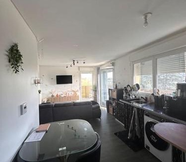 Champigny-sur-Marne Apartment | T2 avec terrasse ensoleillée proche Jo Paris