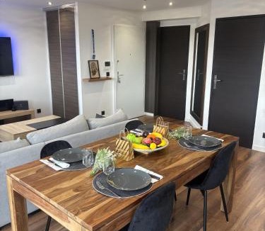 Divonne-les-Bains Apartment | T2 design climatisé au coeur de Divonne