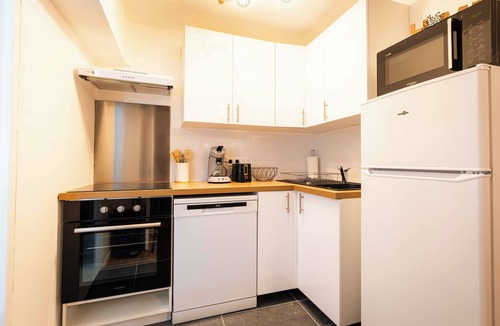 Arles City Centre Apartment | T2 historic center of Arles close to the Arena and market