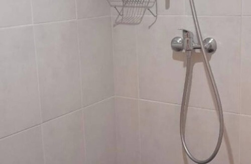 Lagnieu Apartment | T2 private parking space 15min CNPE and 10min PIPA 4 sleeps animals ok